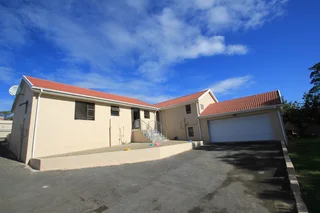 House to Rent in Haven Hills East London