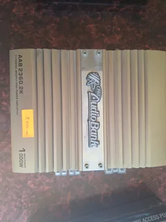 Amplifier - Ad posted by Liz Terreblanche