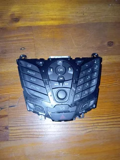 Ford Focus  Bm5t 18k811 Ba Radio Controls Switches Panel Bm5t
