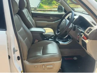 Toyota Prado 4.0 V6 VX Auto 4x4