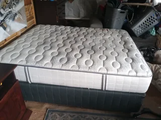 Queen bed for sale