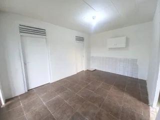 Outbuilding available for rent in Shallcross