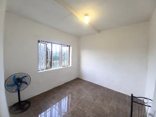 Outbuilding available for rent in Shallcross