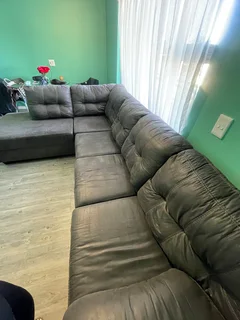 6 seater L Shaped Cou