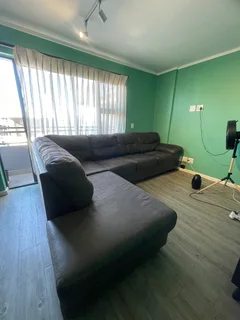 6 seater L Shaped Cou