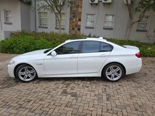 2012 BMW 5 Series 520d F10