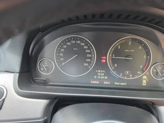 2012 BMW 5 Series Sedan 520d F10