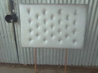 Headboard Single/Double Bed