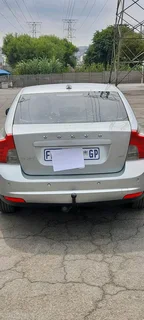 Volvo S40 2009 Manual