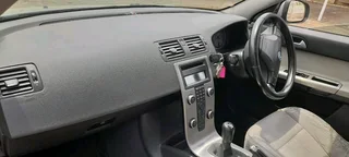 Volvo S40 2009 Manual