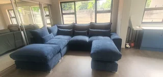 Seattle Blue Loungesuite