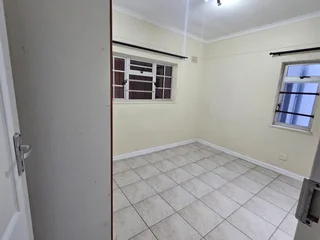 Isipingo Beach flat to rent