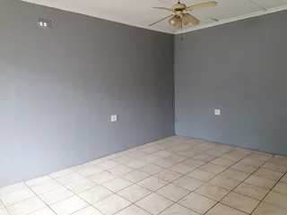 3 Bedroom house/flat for rent in the sought after area of Ashley, Pinetown