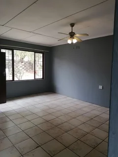 3 Bedroom house/flat for rent in the sought after area of Ashley, Pinetown