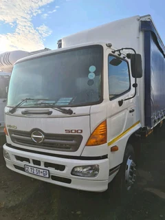 2014 Hino 500 Series 1626 8Ton Curtainside Truck