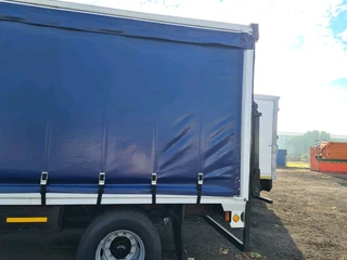 2014 Hino 500 Series 1626 8Ton Curtainside Truck