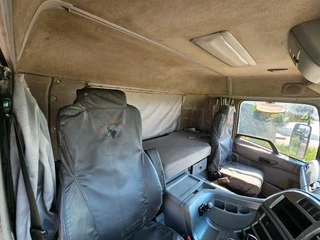 2020 UD QUON GW 26.450 TRUCK TRACTOR