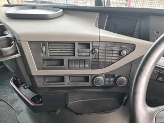 2017 VOLVO FH480 TRUCK TRACTOR