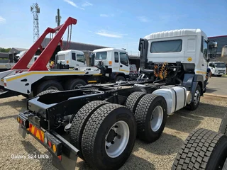 2020 Nissan Quester GWE 440 6×4 Truck Tractor