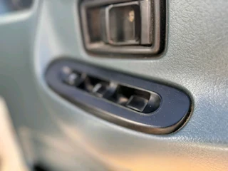 2017 Nissan UD90 Tag Axle Refrigerated Body with Meatrails