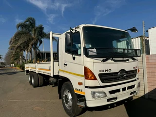 2016 Hino 500 Series 2626 Tag Axle Dropside Truck