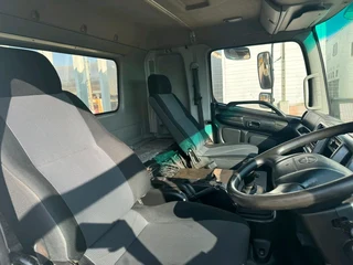 2016 Hino 500 Series 2626 Tag Axle Dropside Truck