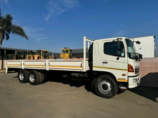 2016 Hino 500 Series 2626 Tag Axle Dropside Truck
