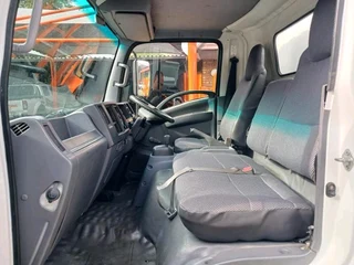 2018 ISUZU NPR400 AMT 4.5TON VOLUME BODY