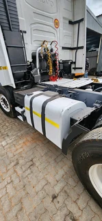 2020 and 2019 VOLVO FH440 TRUCK TRACTORS