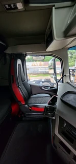 2020 and 2019 VOLVO FH440 TRUCK TRACTORS