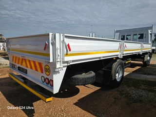 2013 Mercedes Benz Axor 1518 Dropside Truck