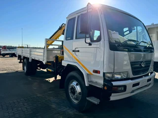 2013 Nissan UD80 Dropside Truck with HYVA HB105 Crane
