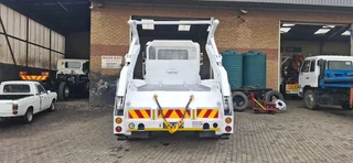 2018 UD QUESTER CWE330 16TON AUTO SKIP LOADER