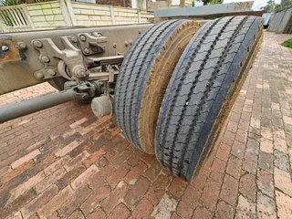 2020 UD CRONER LKE210 CHASSIS CAB TRUCK