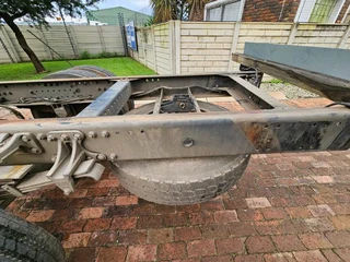 2020 UD CRONER LKE210 CHASSIS CAB TRUCK