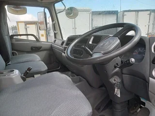 2019 UD CRONER PKE250 AUTOMATIC 9TON VOLUME BODY TRUCK