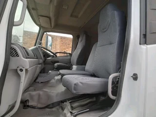 2019 UD CRONER PKE250 AUTOMATIC 9TON VOLUME BODY TRUCK