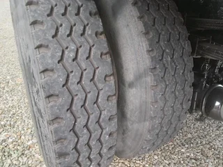 2019 UD CRONER PKE250 AUTOMATIC 9TON VOLUME BODY TRUCK