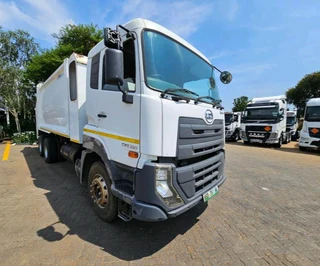 2019 Ud Quester Cwe330 Compactor Truck