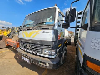 2015 Tata Ex2 1518 Water Tanker 8000l