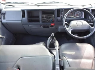 2013 Isuzu NMR 250 Crew Cab