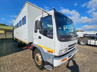 2010 Isuzu Ft800 40 Seater Personnel Carrier