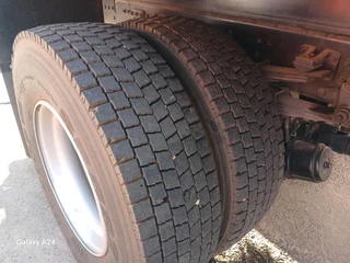 2022 UD CRONER PKE250 9TON AUTO CLOSED BODY with TAILLIFT