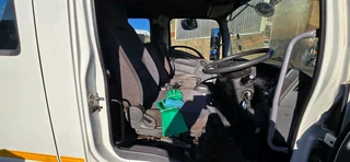 2015 Isuzu FSR750 AMT Double Cab Cherry Picker Truck