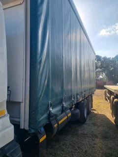 2025 UD Croner PDE250 Auto Tag Axle 16Ton Curtainside Truck