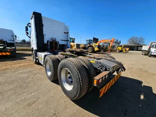 2017 VOLVO FH440 TRUCK TRACTOR