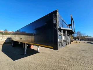 2017 Afrit Tri Axle 55m3 Walking Floor Trailer