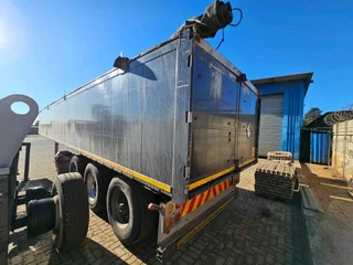 2017 AFRIT TRI AXLE 55M3 WALKING FLOOR TRAILER