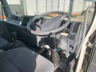 2023 ISUZU F-SERIES FSR800 8TON CLOSED BODY TRUCK WITH TAILLIFT