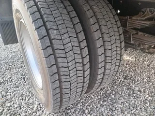 2023 ISUZU F-SERIES FSR800 8TON CLOSED BODY TRUCK WITH TAILLIFT